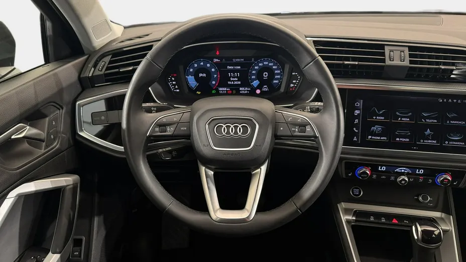 AUDI Q3 -