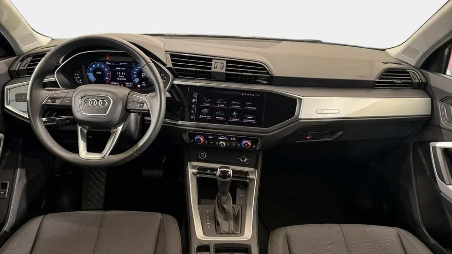 AUDI Q3 -