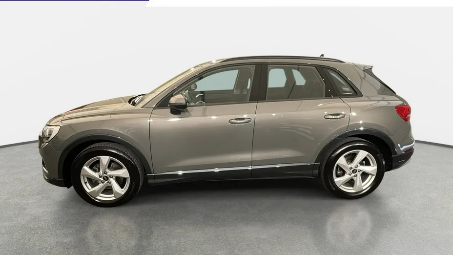 AUDI Q3 -