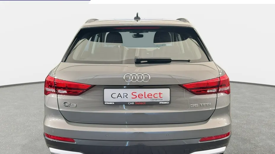 AUDI Q3 -