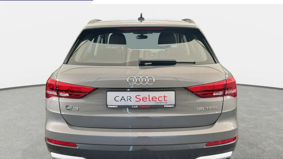 AUDI Q3 -
