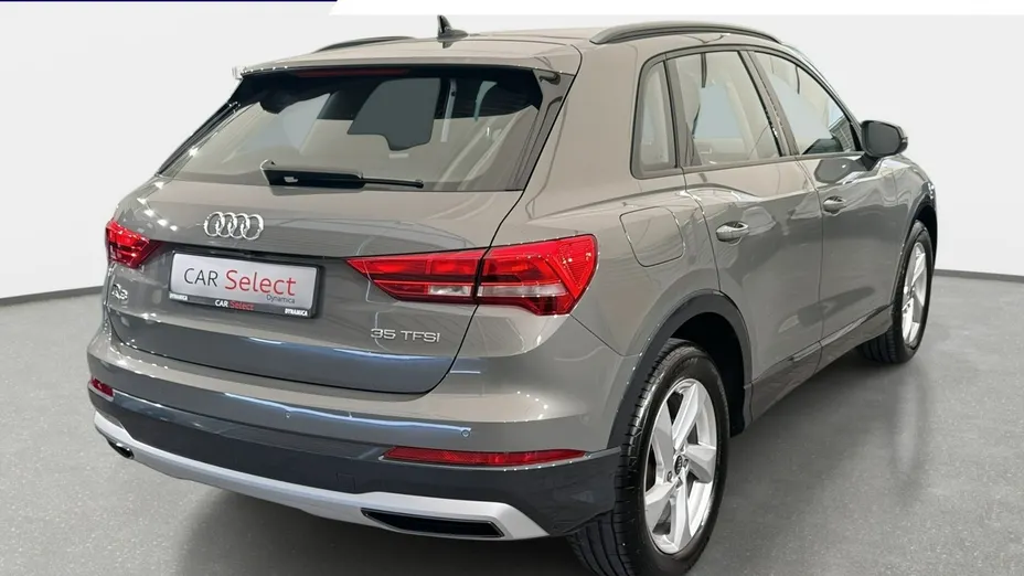 AUDI Q3 -