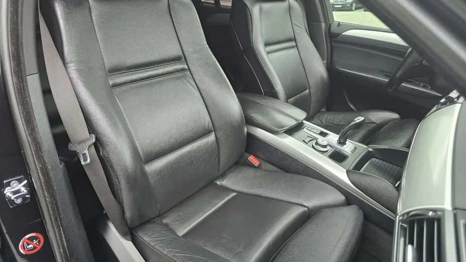 BMW X6 -