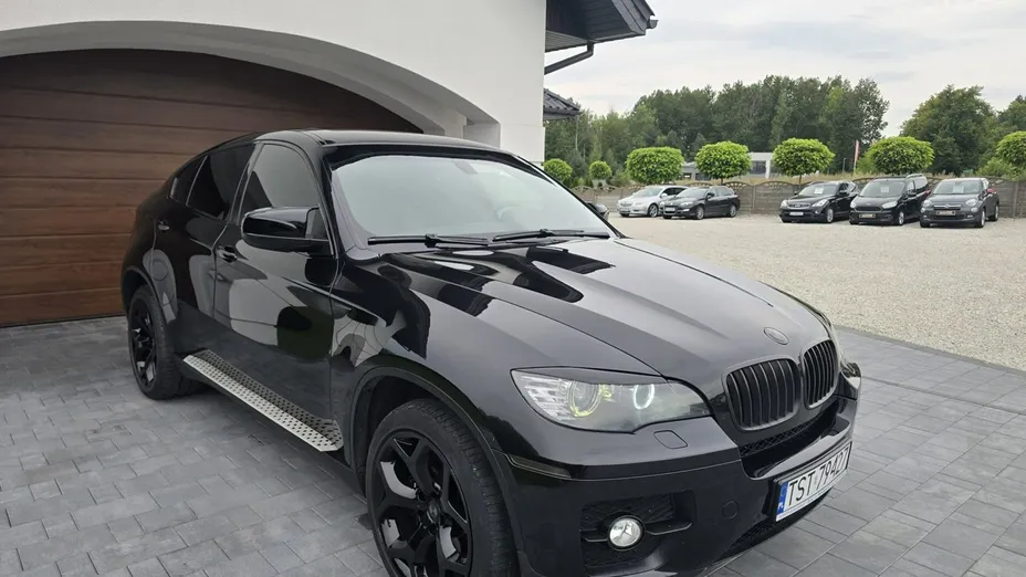 BMW X6 -