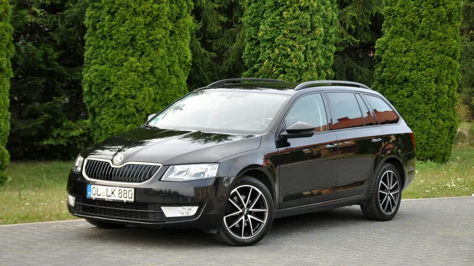 SKODA Octavia -