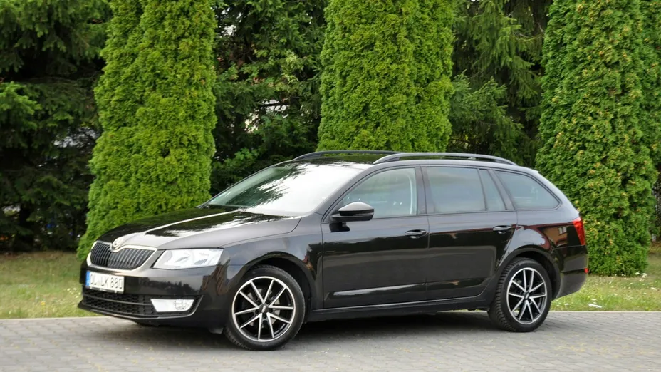SKODA Octavia -
