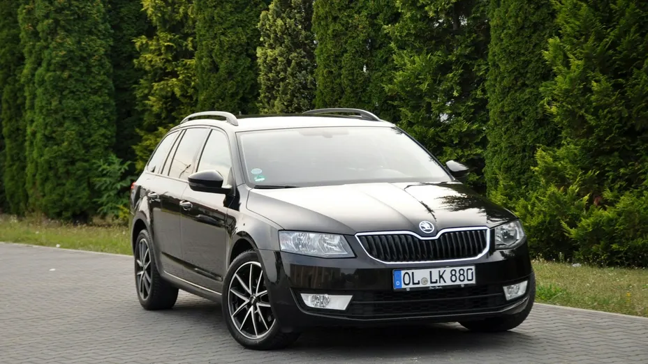 SKODA Octavia -