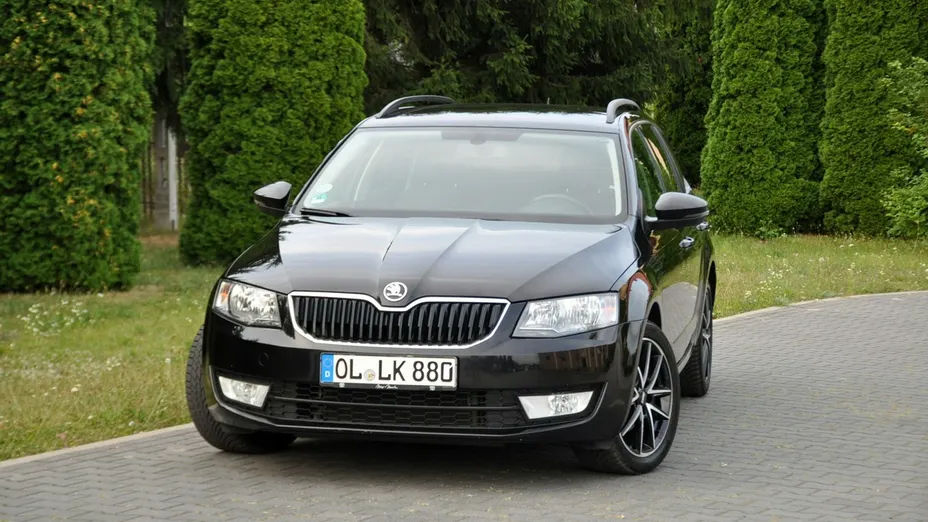 SKODA Octavia -