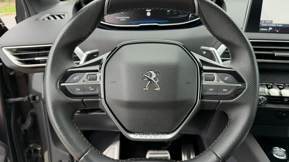 PEUGEOT 3008 -