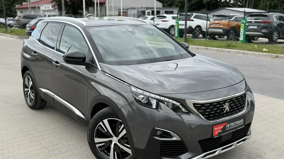PEUGEOT 3008 -