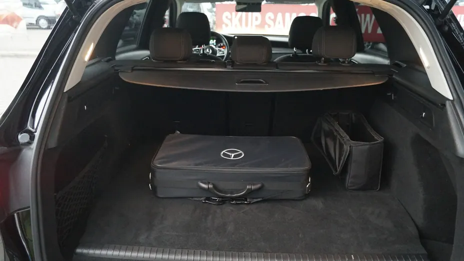 MERCEDES-BENZ GLC -