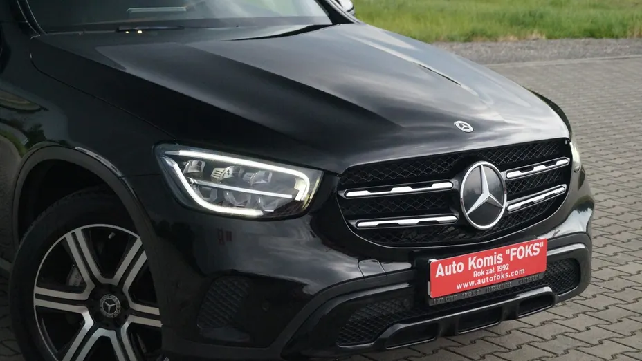MERCEDES-BENZ GLC -