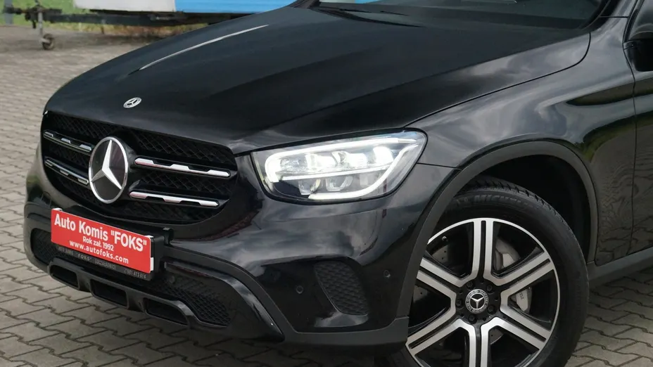 MERCEDES-BENZ GLC -