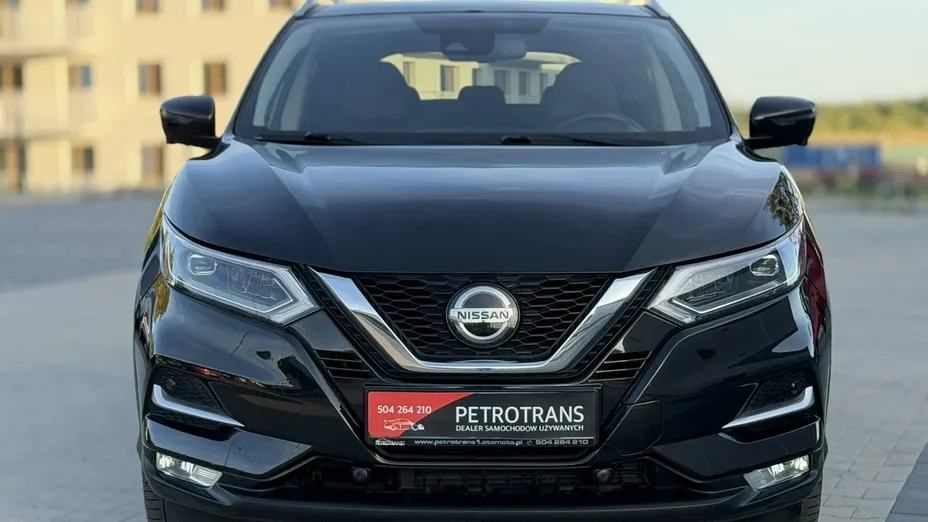 NISSAN Qashqai -