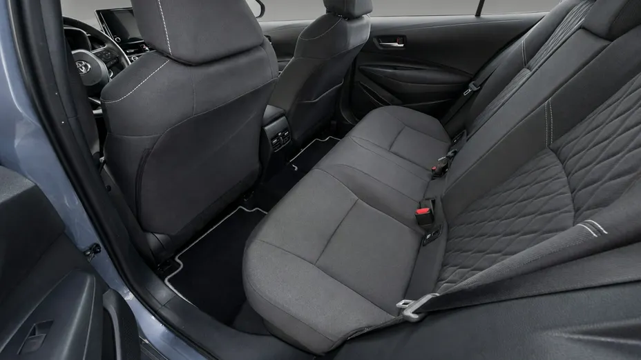 TOYOTA Corolla -