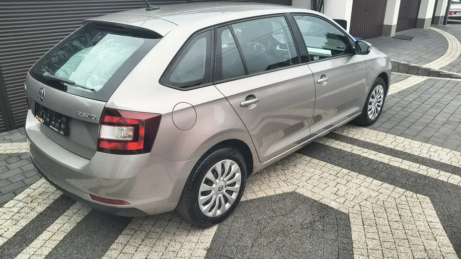 SKODA Rapid -