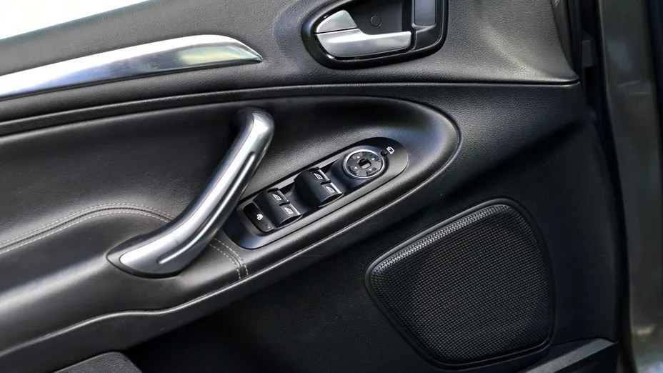FORD S-MAX -