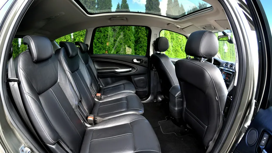 FORD S-MAX -