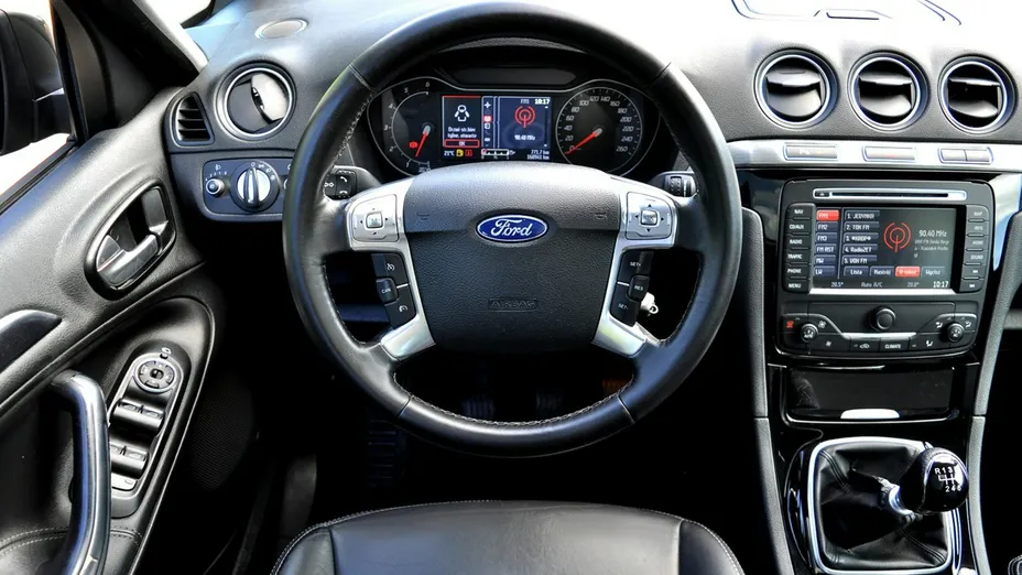 FORD S-MAX -