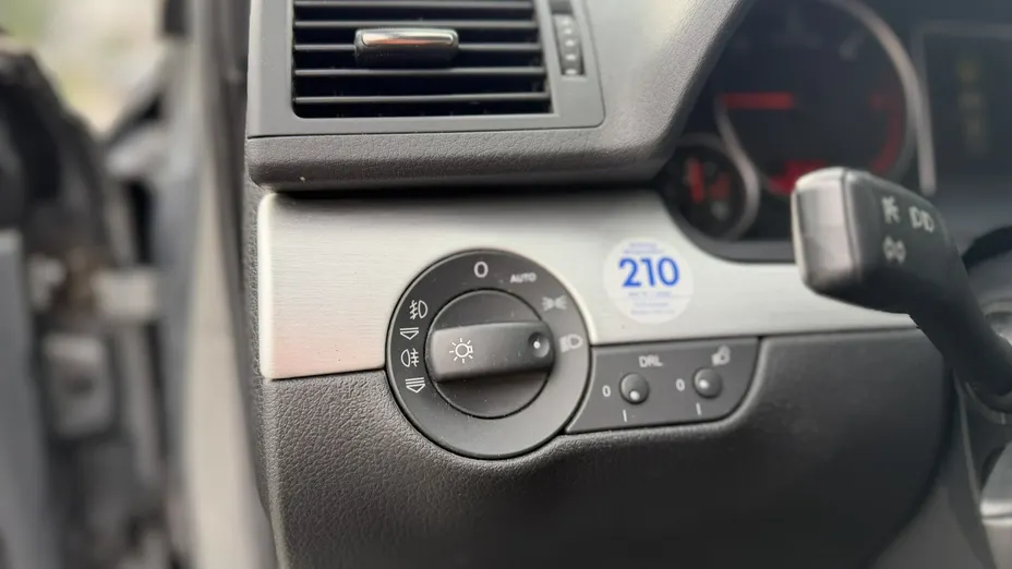 AUDI A4 -