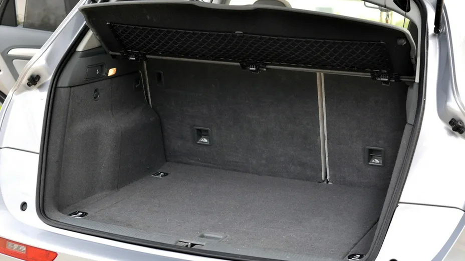 AUDI Q5 -