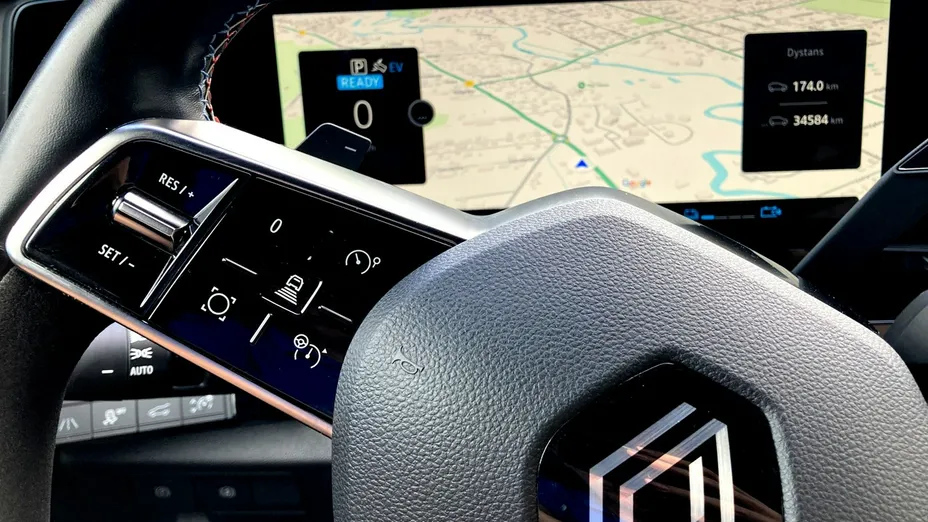RENAULT Austral -
