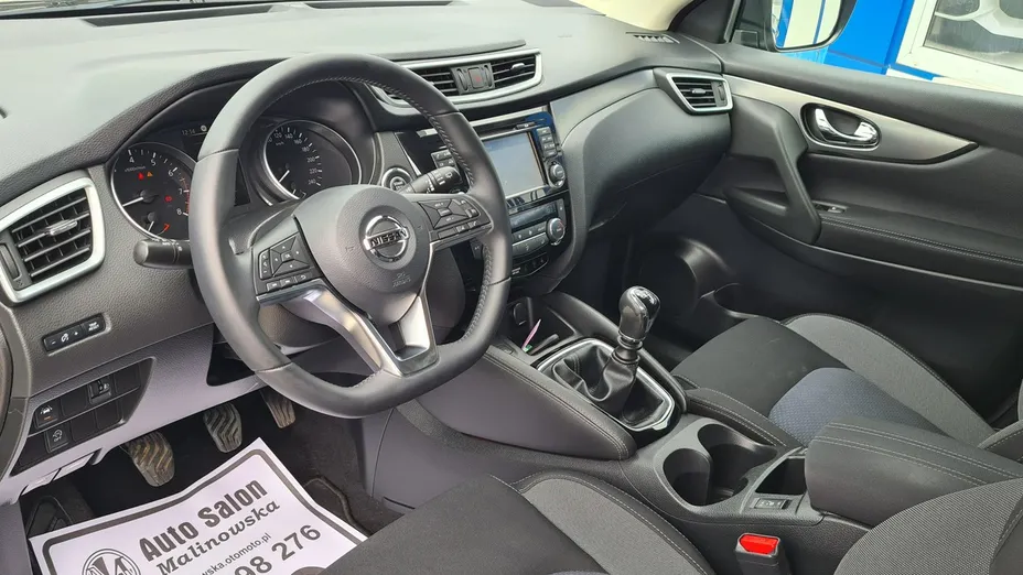 NISSAN Qashqai -