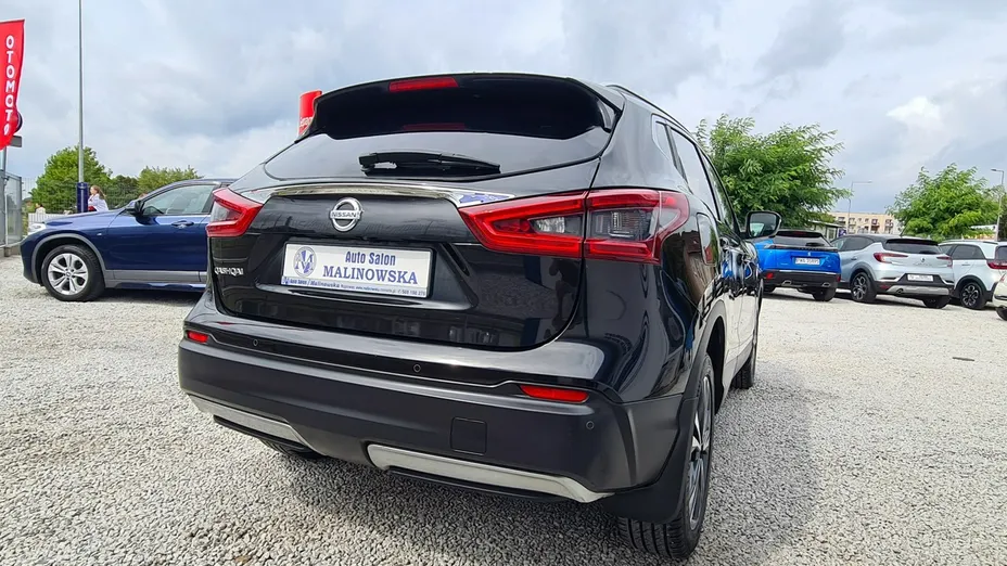 NISSAN Qashqai -