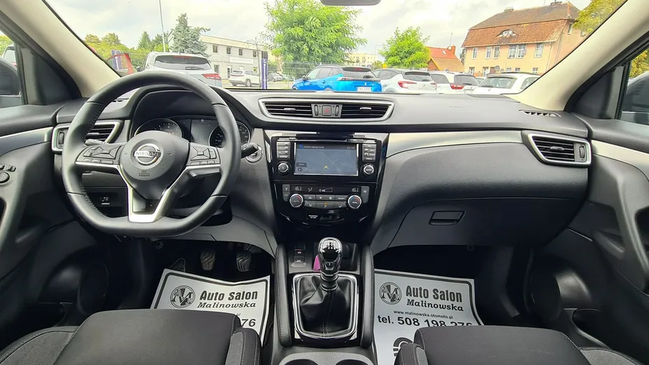 NISSAN Qashqai -