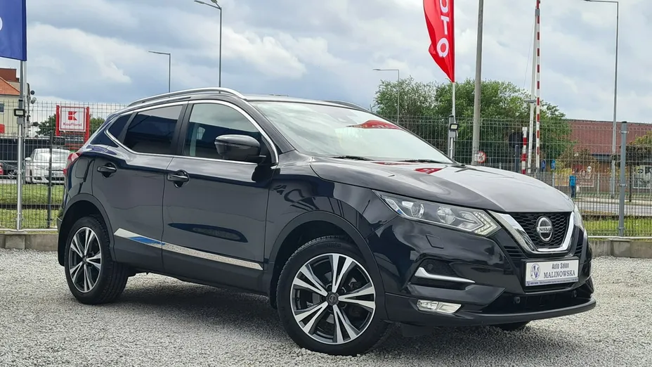 NISSAN Qashqai -