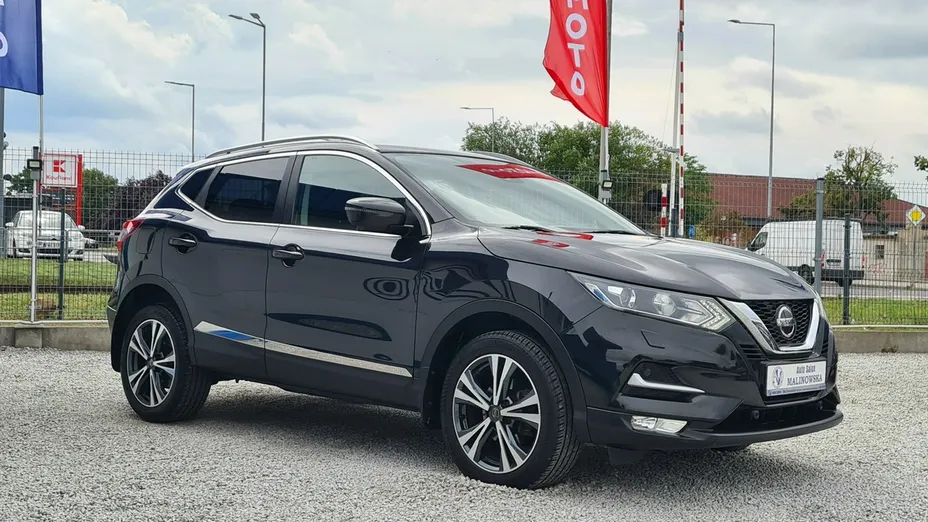 NISSAN Qashqai -