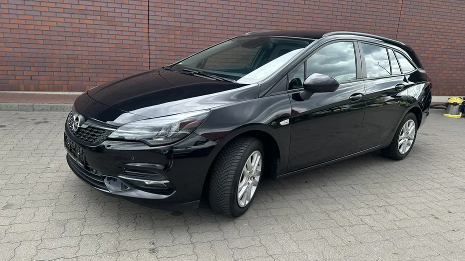 OPEL Astra -
