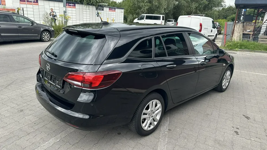 OPEL Astra -