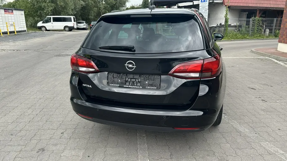 OPEL Astra -