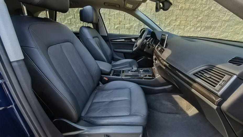 AUDI Q5 -