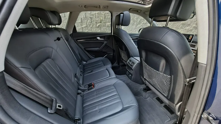 AUDI Q5 -