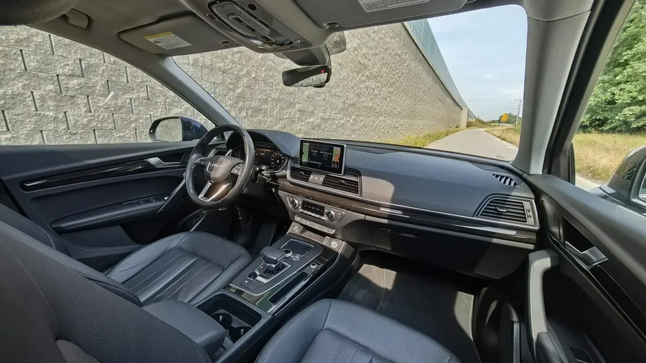 AUDI Q5 -