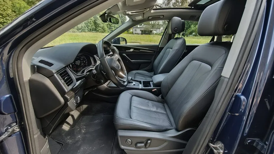 AUDI Q5 -