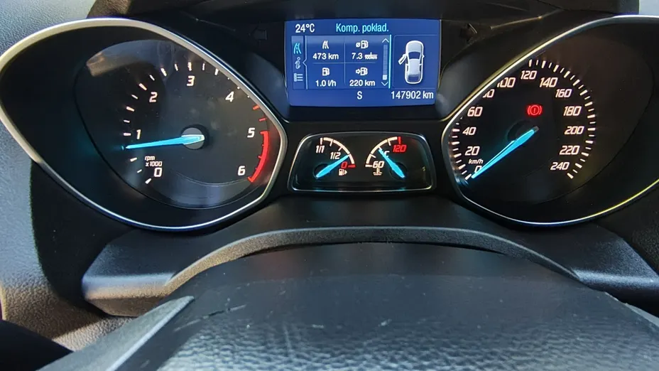 FORD Kuga -
