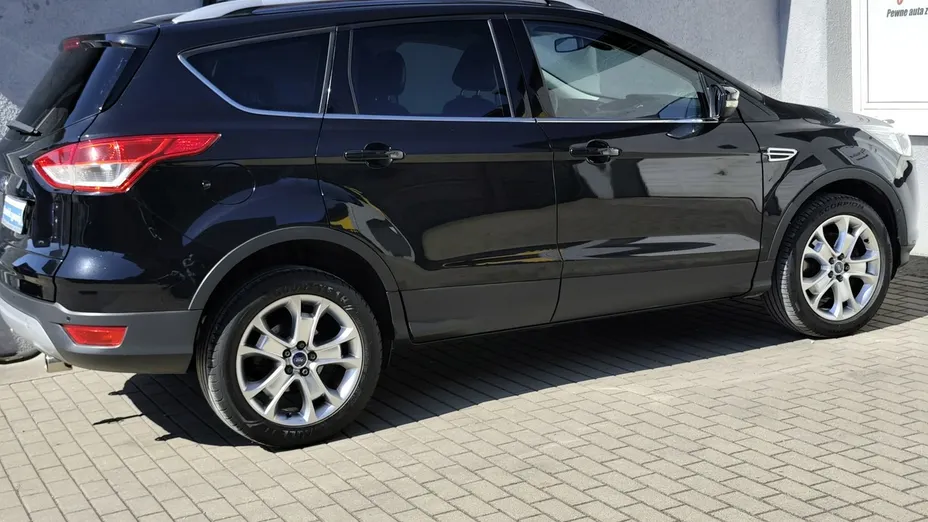 FORD Kuga -