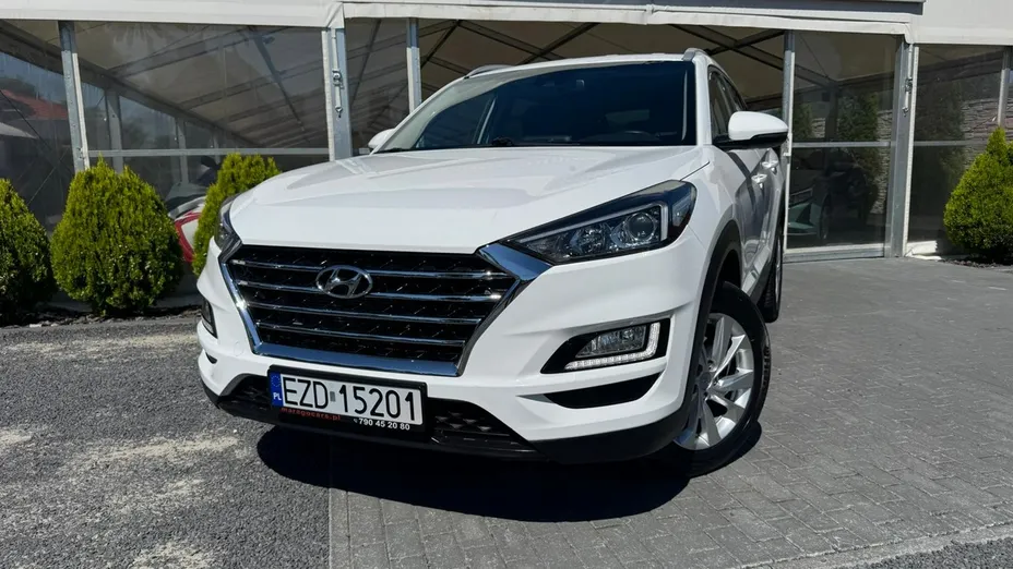 HYUNDAI Tucson -