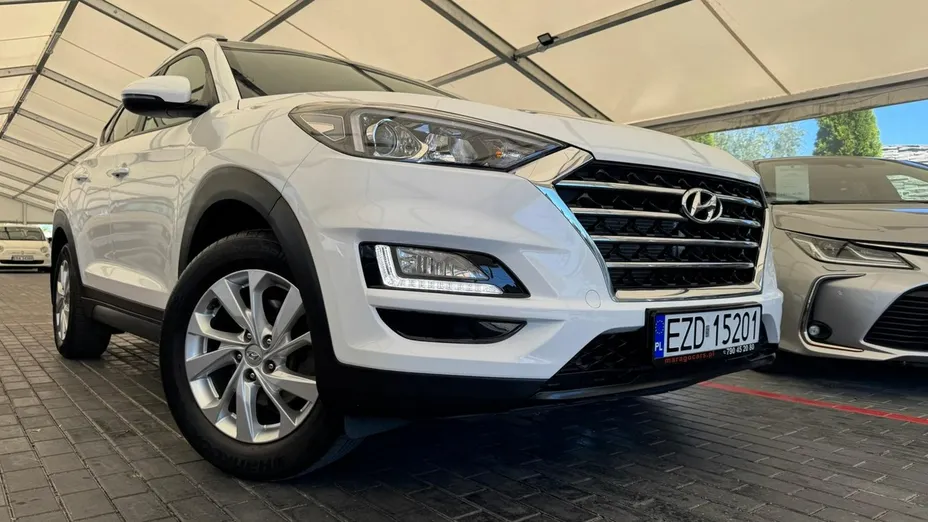 HYUNDAI Tucson -