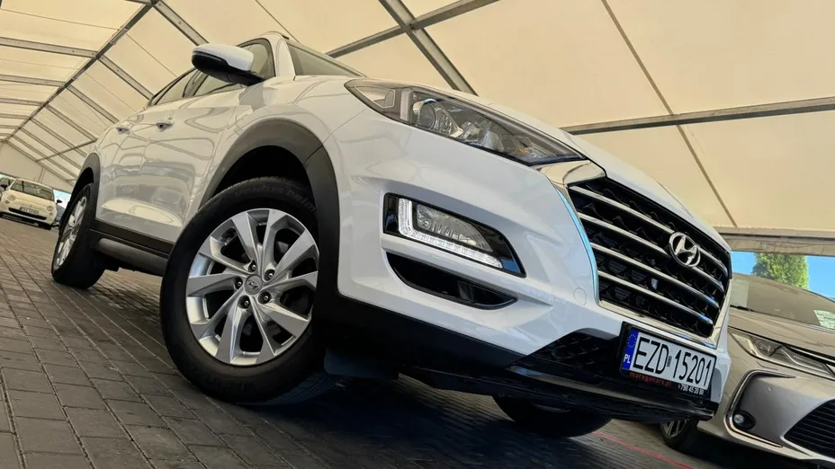 HYUNDAI Tucson -