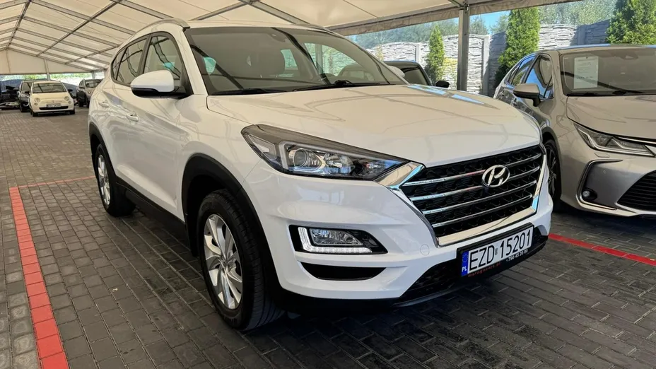 HYUNDAI Tucson -