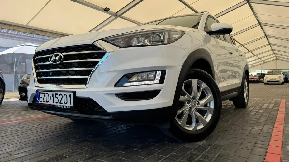 HYUNDAI Tucson -