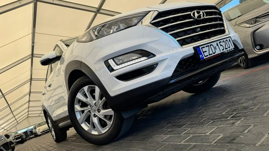 HYUNDAI Tucson -