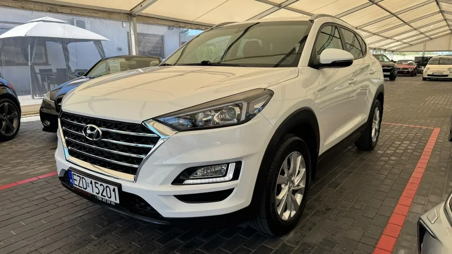 HYUNDAI Tucson -