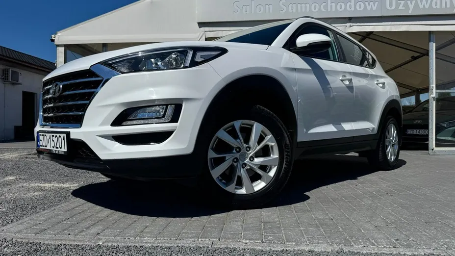 HYUNDAI Tucson -