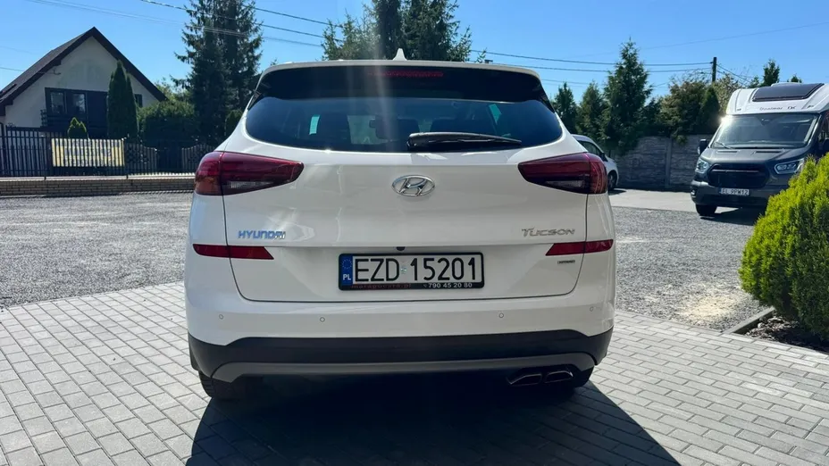 HYUNDAI Tucson -