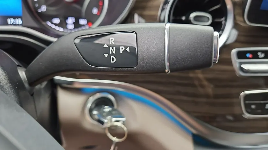 MERCEDES-BENZ V Klasa -